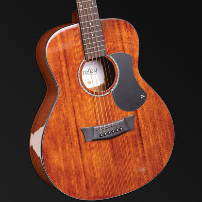 Pratley Traditional Series Mini Acoustic Electric Guitar with Aged Spruce Top Mahogany Back Sides Soft Case PRTM-2E