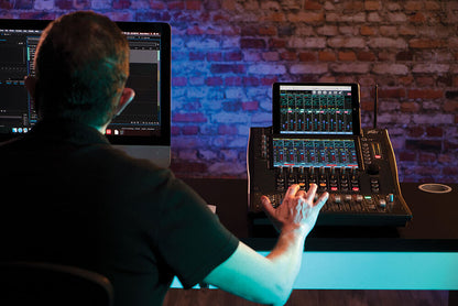 Peavey Aureus Series AUREUS28 Digital Mixer, 28-Channel, WiFi & Bluetooth, 10" Touch Display, 14 Outputs, 16 Inputs, Remote Control — view 4