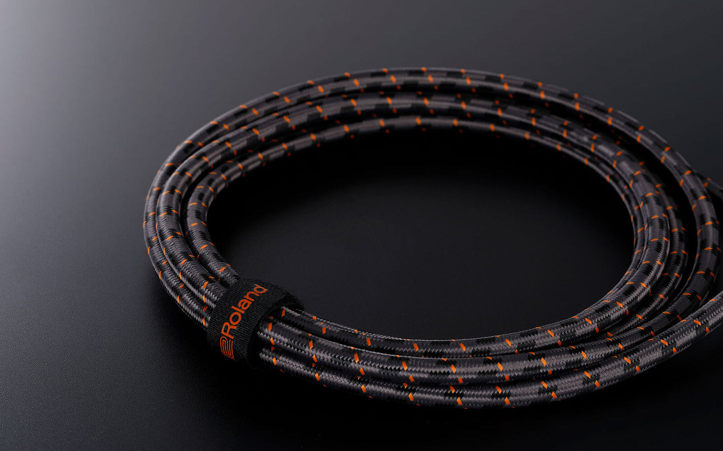ROLAND RIC-G15 Gold Series 15ft Instrument Cable - Straight 1/4-inch Connectors, Premium Signal Transmission — view 3
