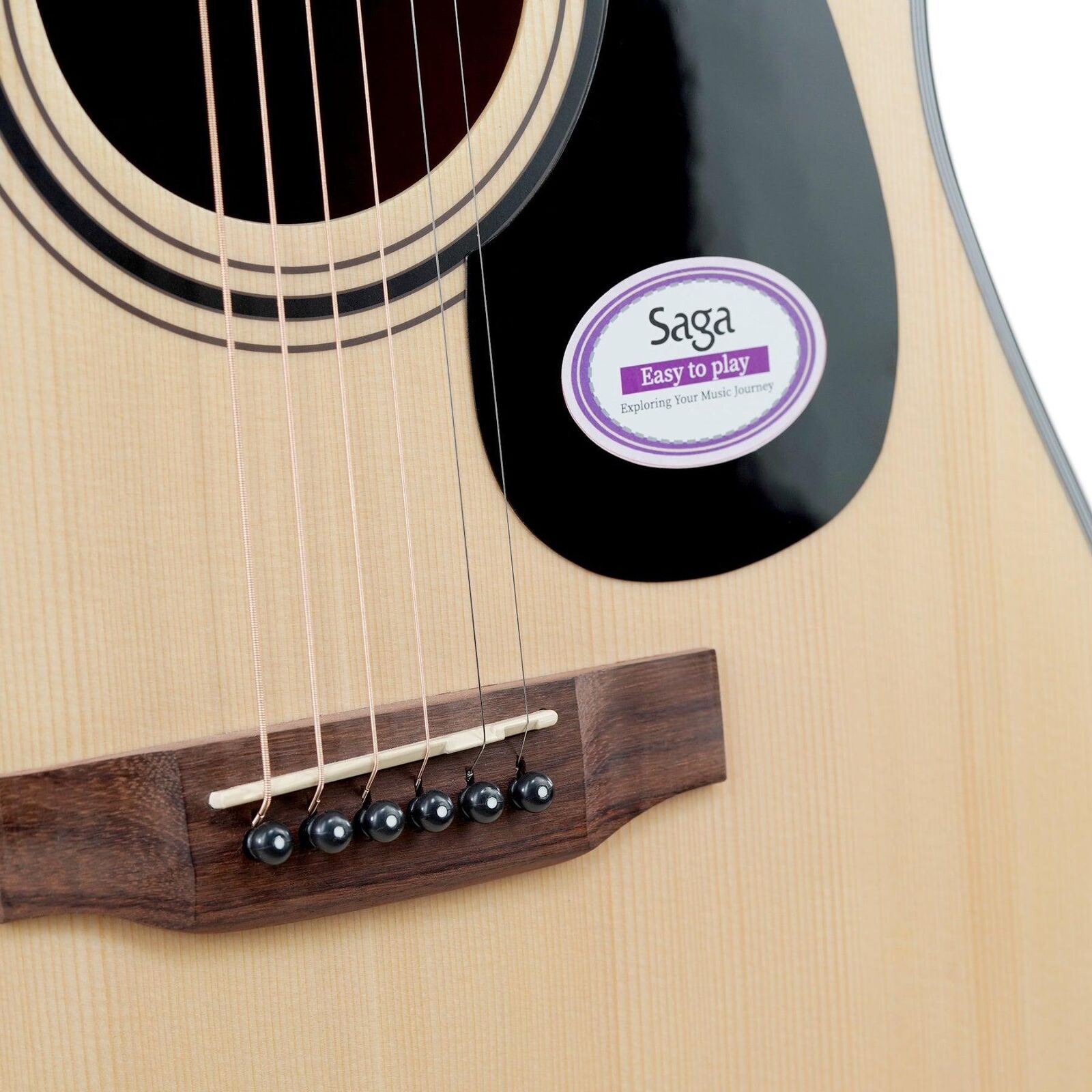 Saga SF600CE-NA Spruce Top Dreadnought Acoustic-Electric Cutaway Guitar with E-4T Pickup and Gig Bag (Natural) — view 5