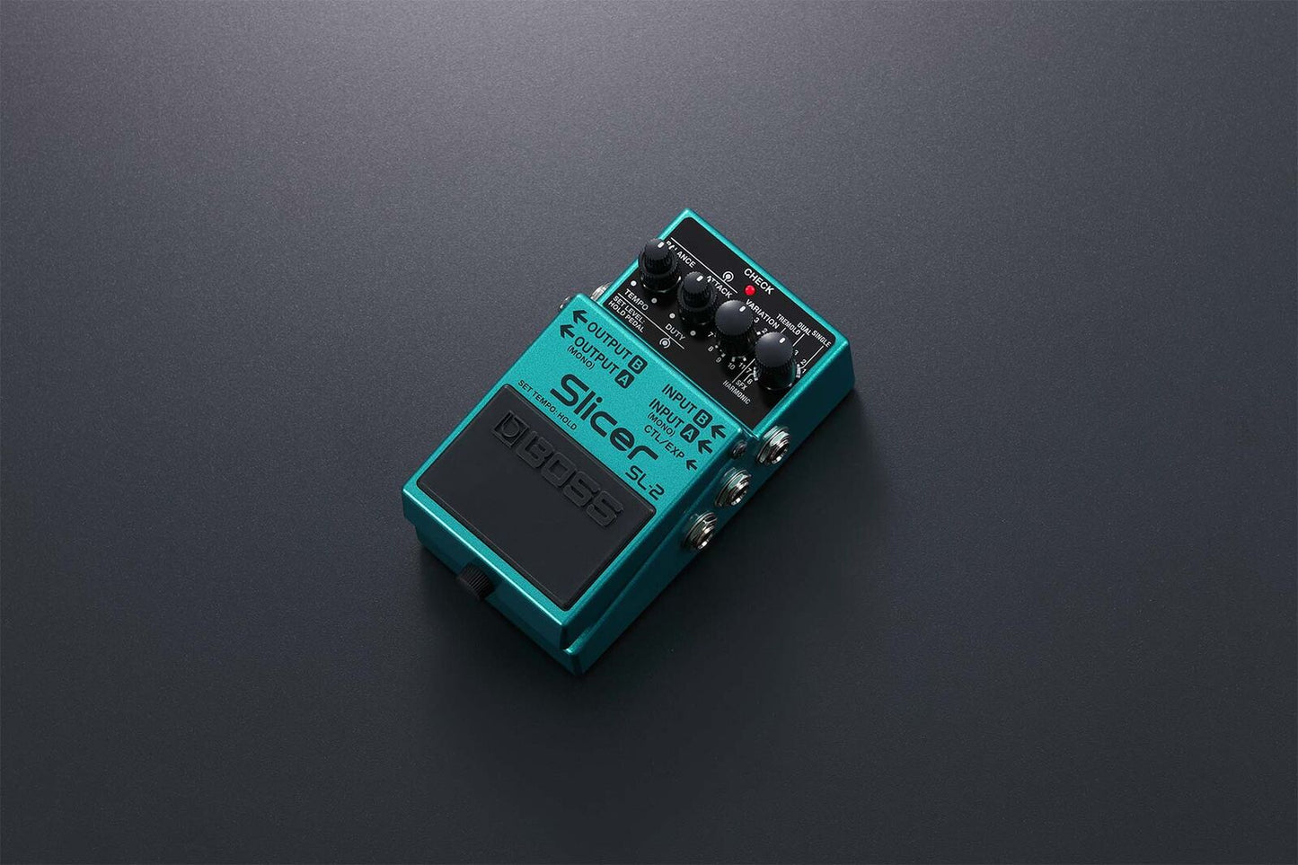 BOSS SL-2 Slicer Compact Pedal - Creative Rhythmic Effects with Filters and Multiple Output Options — view 5