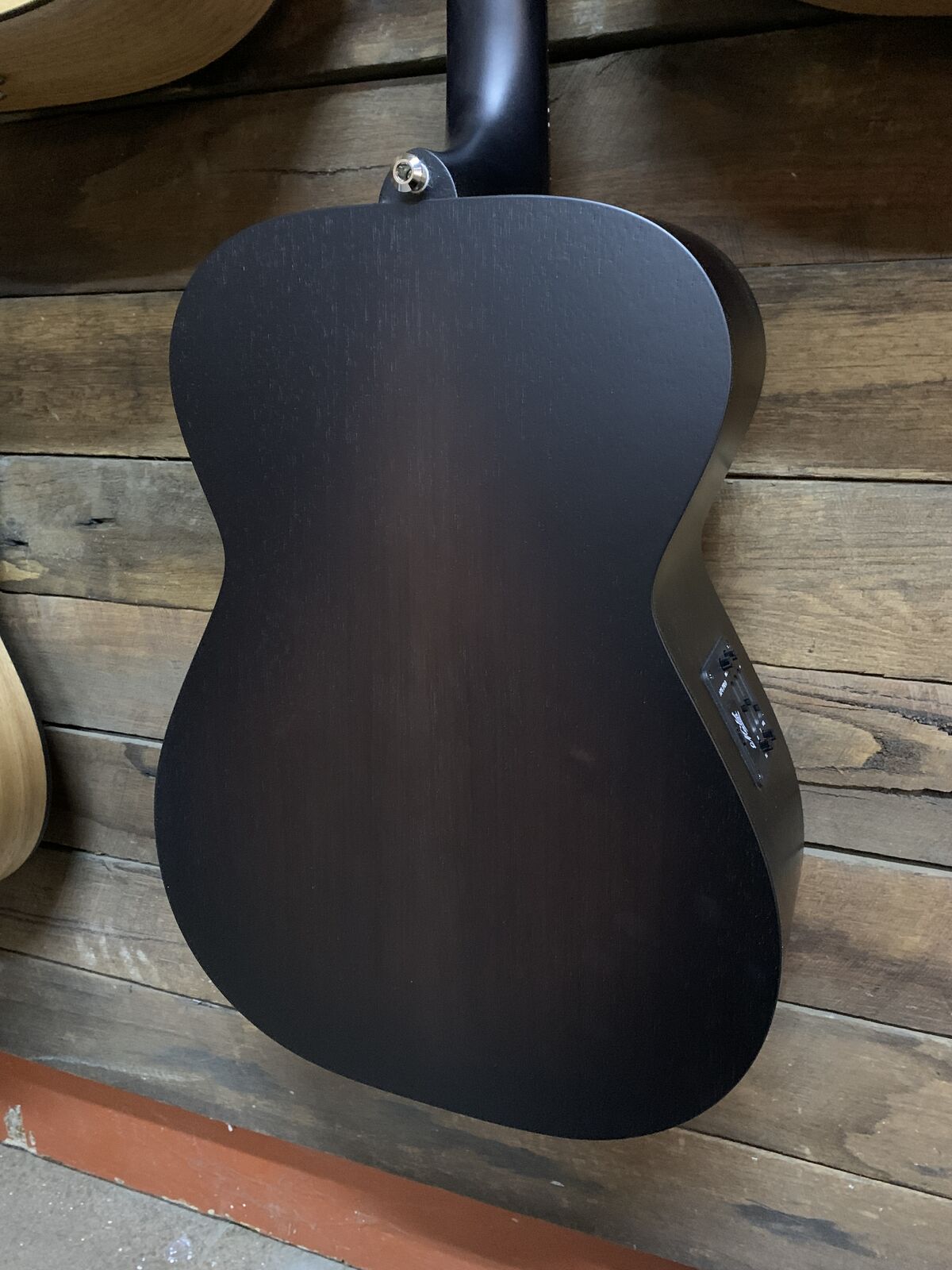Maton SRS808 Solid Road Series Acoustic Guitar Ghost Black — view 3