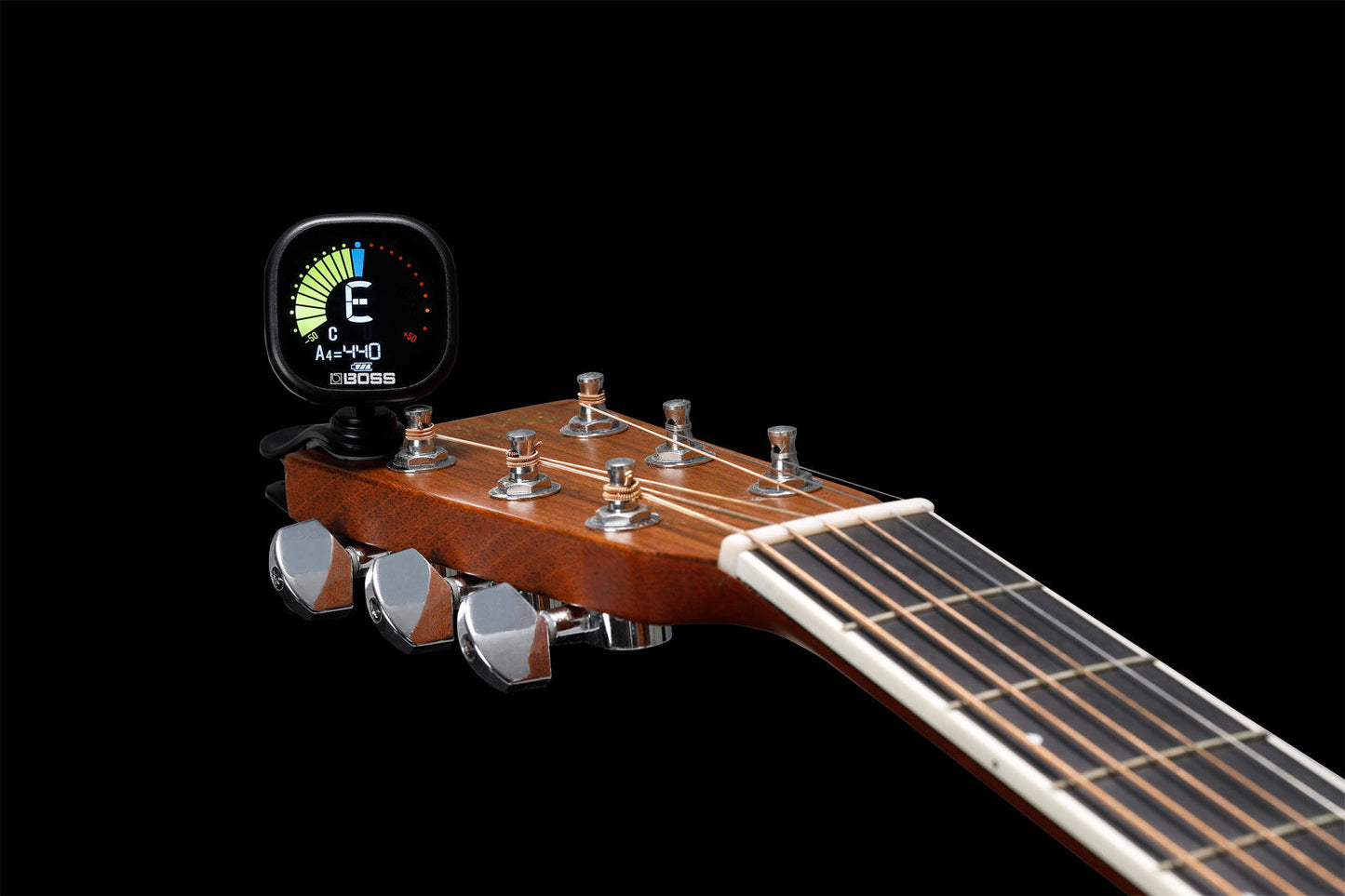 BOSS TU-05 Clip-On Tuner - USB Rechargeable, High-Contrast Display, 4 Tuning Modes, Long-Lasting Battery — view 6