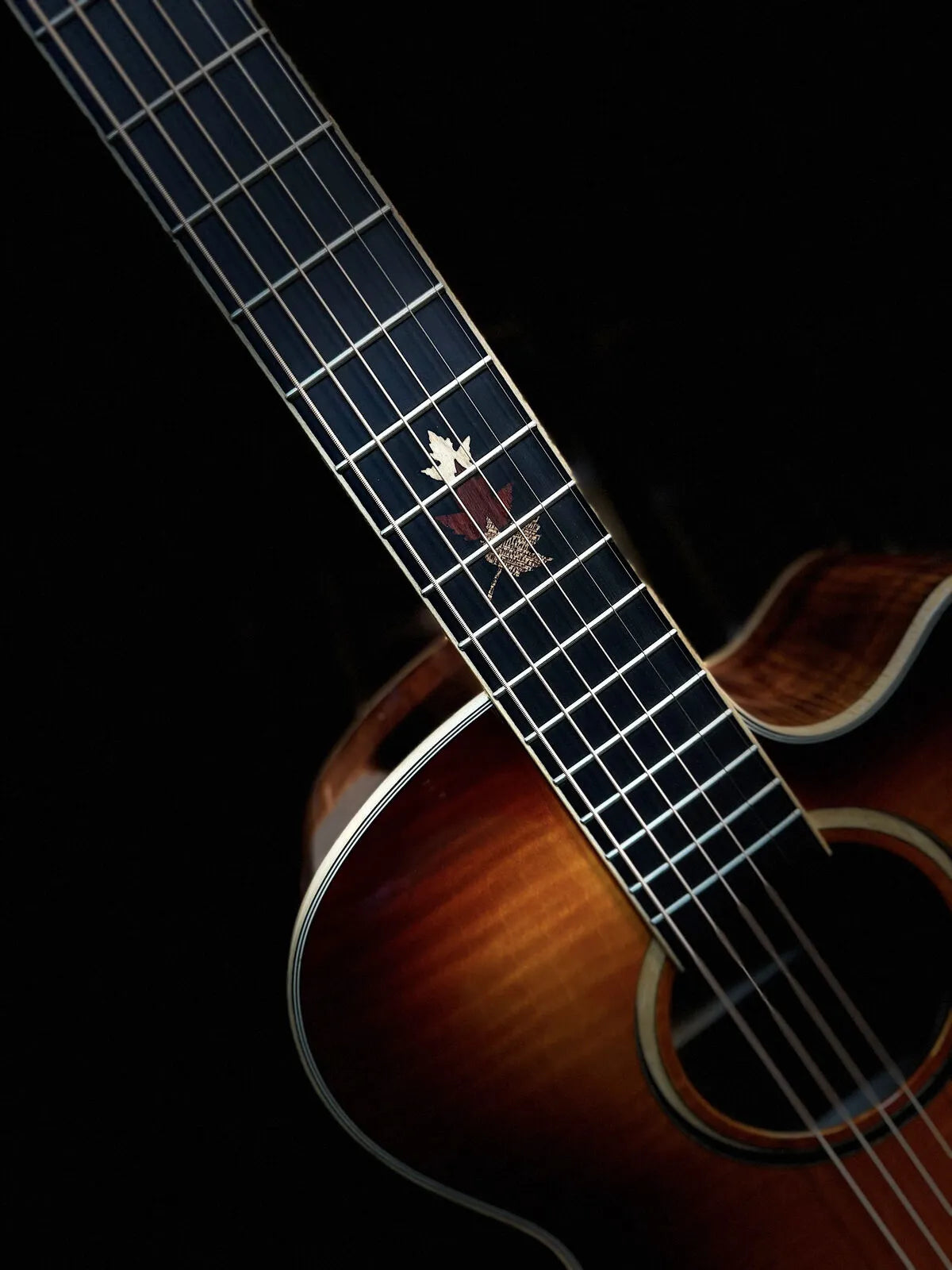 Tanglewood Winterleaf Exotic Superfolk Solid Top C/E Guitar Sunburst Flame Maple TWX4-CE-FM — view 5