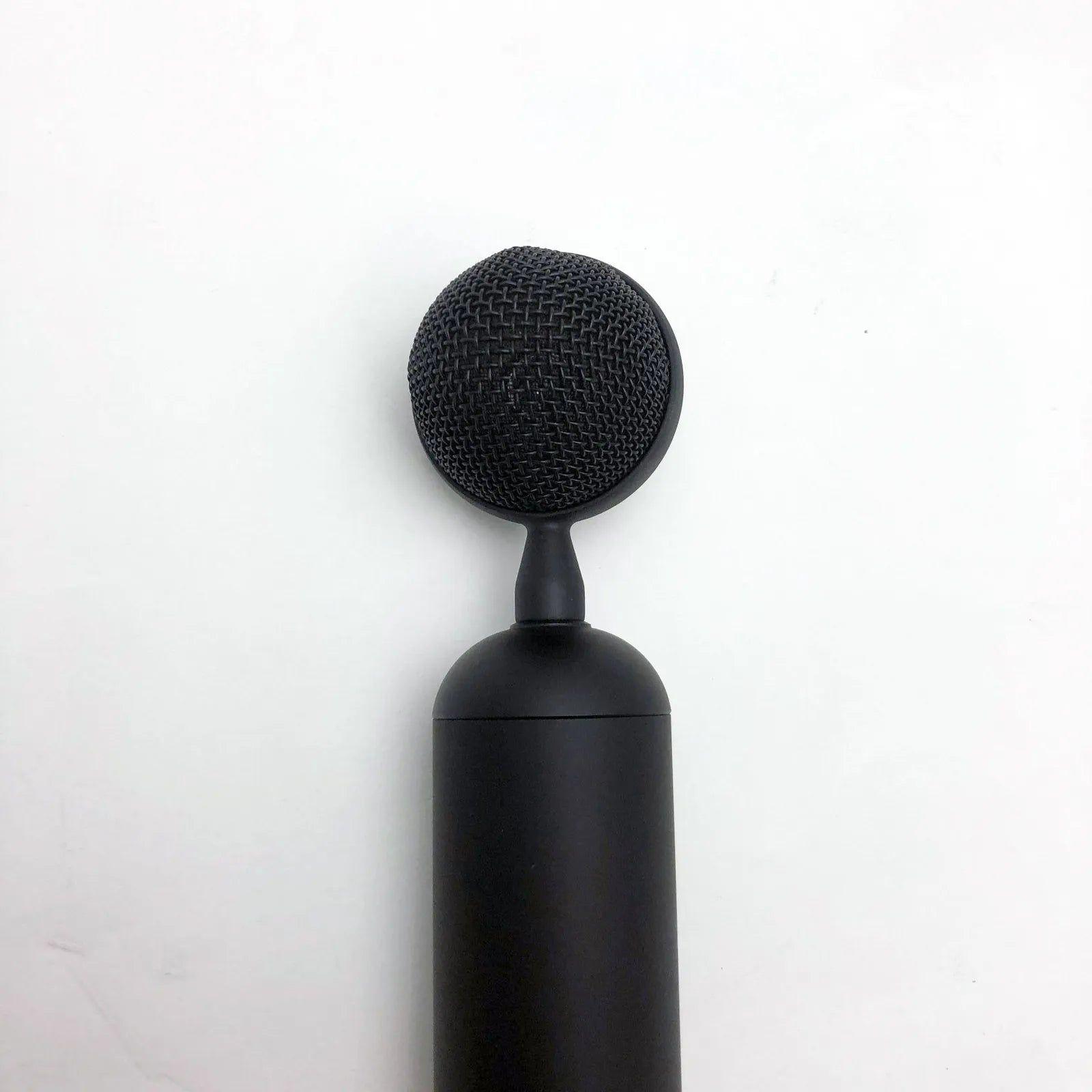 USB Condenser Studio Microphone with Desk Stand, USB Cable, and Carry Bag — view 5