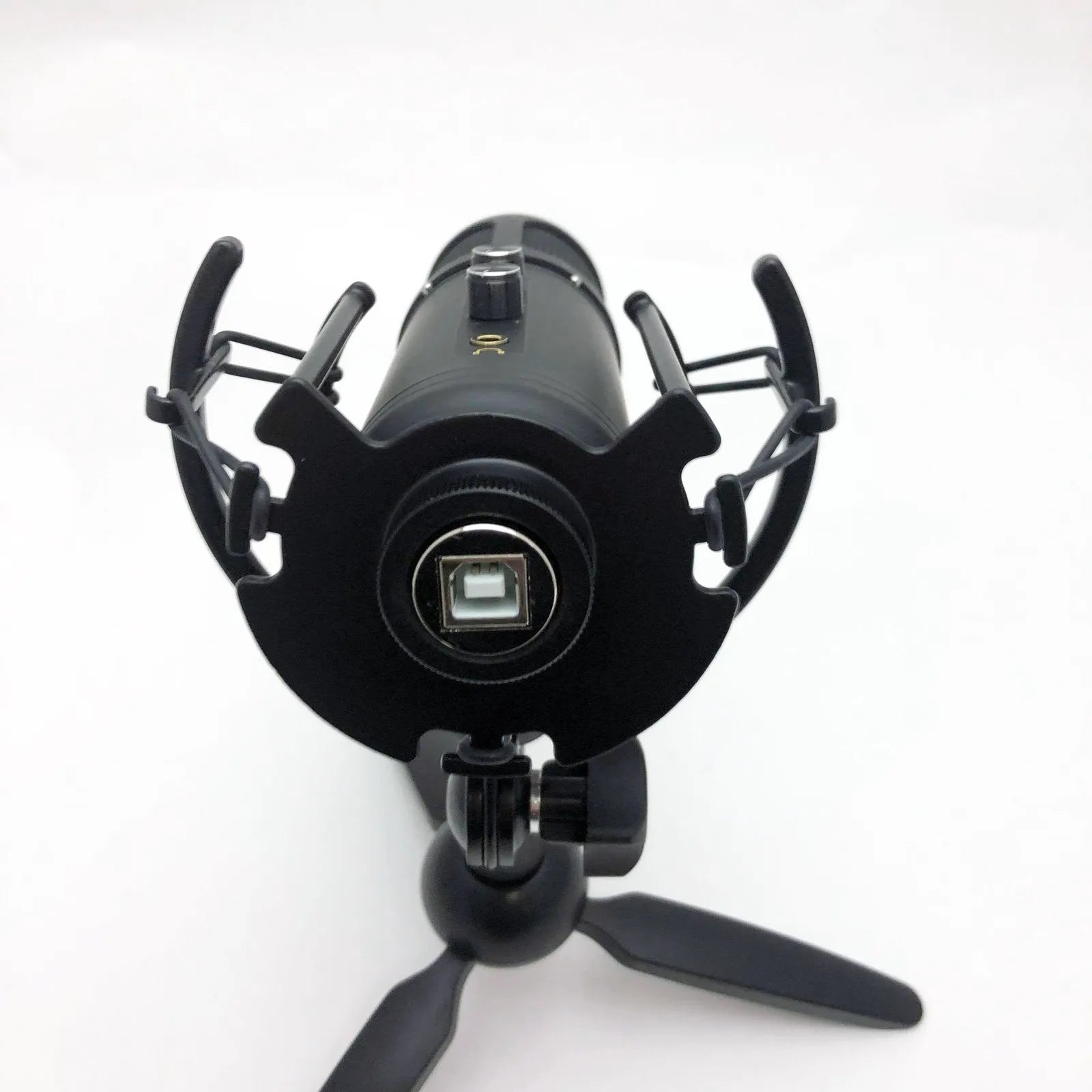USB Condenser Studio Microphone with Headphone Output, Desk Stand, USB Cable & Carry Bag — view 6