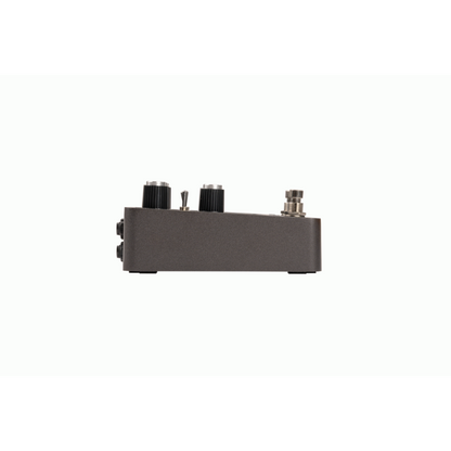 UA FX Dream '65 Reverb Amplifier Pedal — view 3