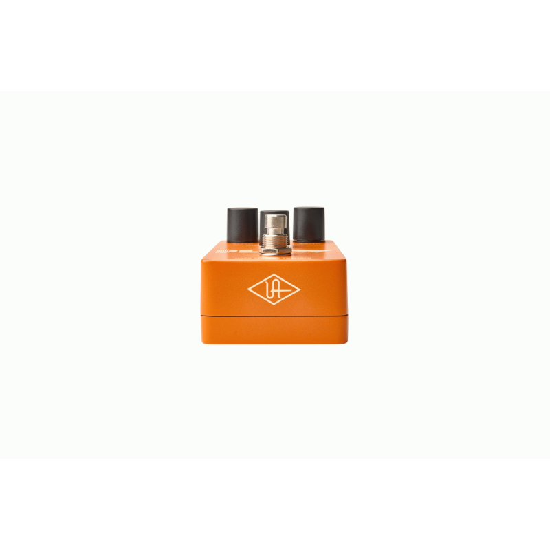 Universal Audio UAFX Flow Vintage Tremolo Effects Pedal — view 3