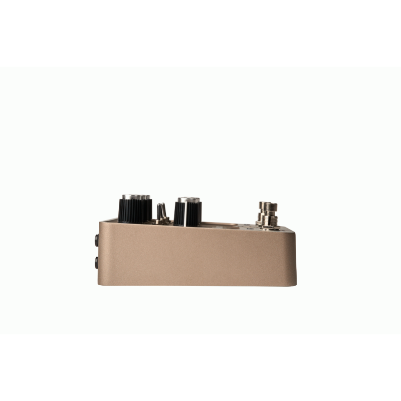 UAFX Golden Reverberator Pedal — view 3