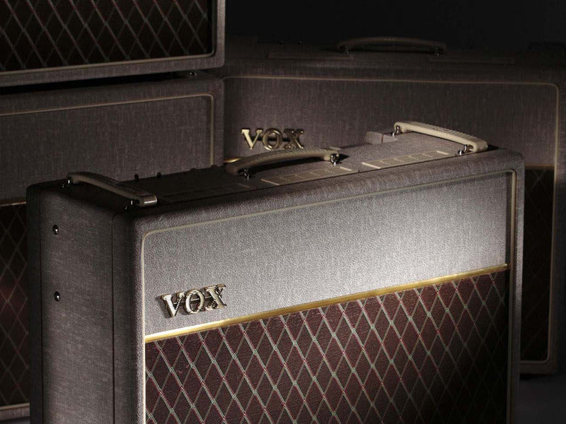 Vox AC30Hw2X Custom Hand Wired Combo Amplifier With Alcino Blue Speakers — view 4