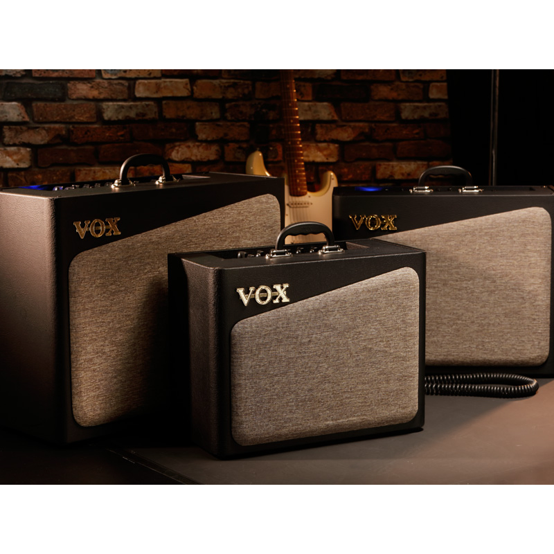 Vox AV30 Analog Combo Amplifier — view 4