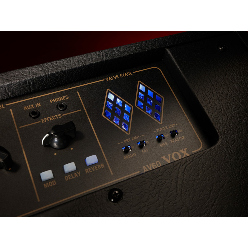 Vox AV30 Analog Combo Amplifier — view 2