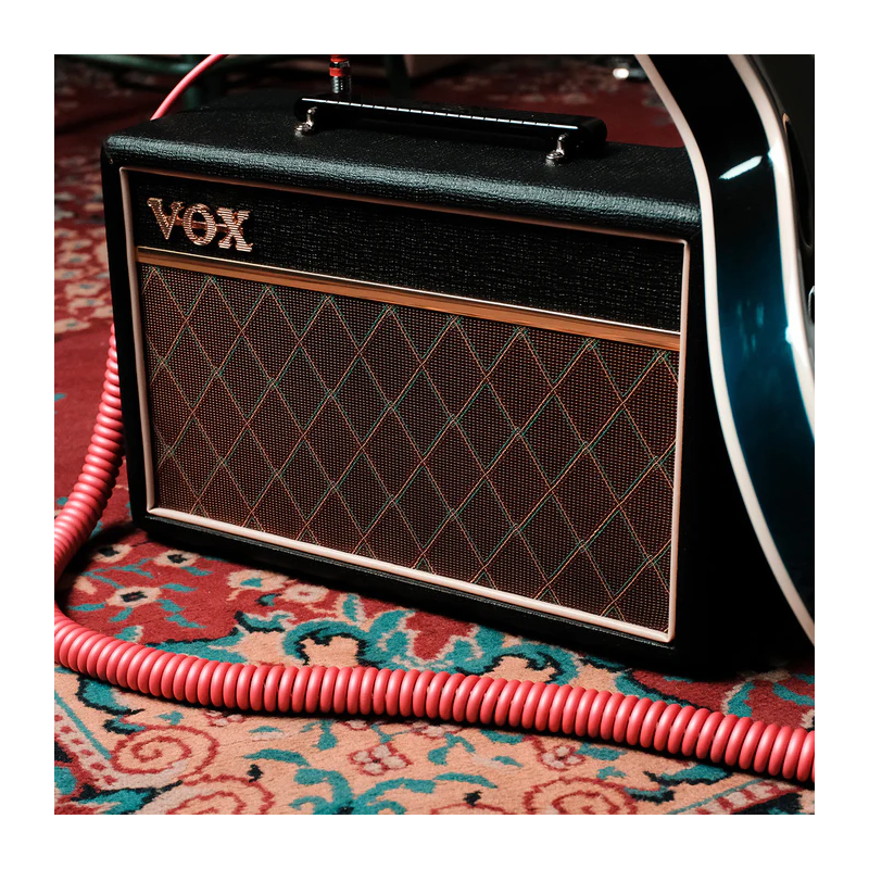 Vox Pathfinder 10 Guitar Combo Amplifier with Gain, Volume, Treble, Bass Controls, Line Output, and Headphone Jack — view 4
