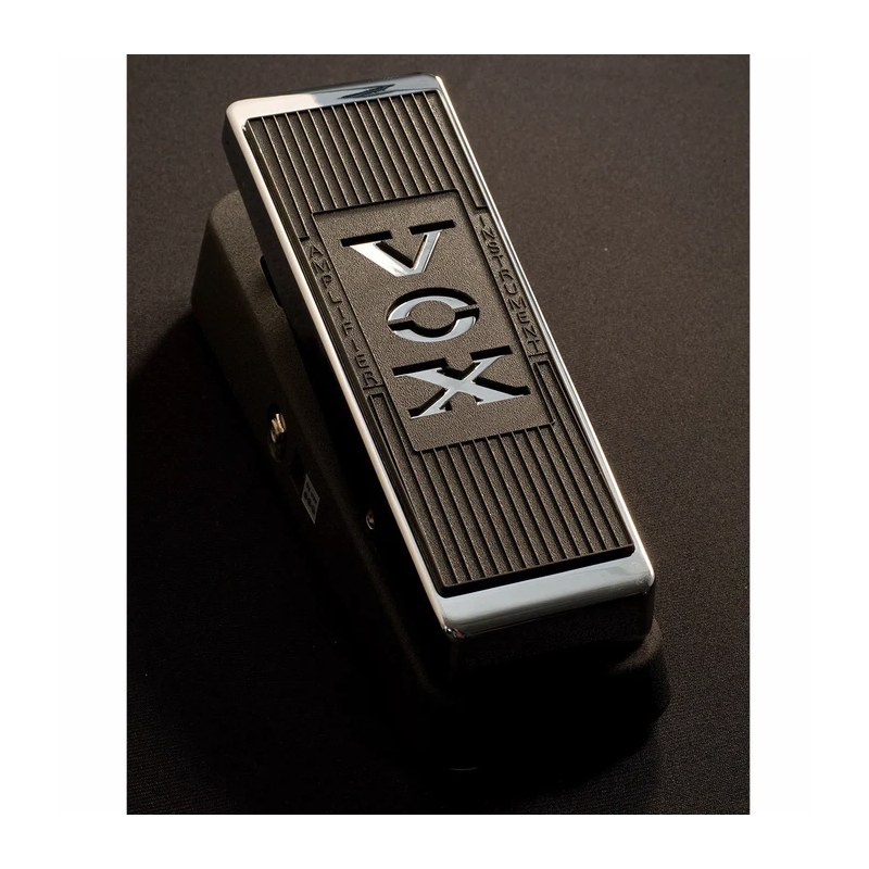 VOX V847 Wah-Wah Pedal with AC Power Capability and Buffered Input Jack — view 4