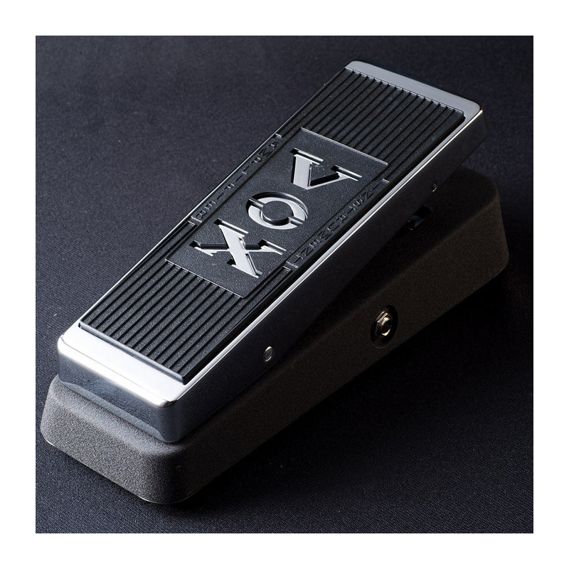 VOX V847 Wah-Wah Pedal with AC Power Capability and Buffered Input Jack — view 2
