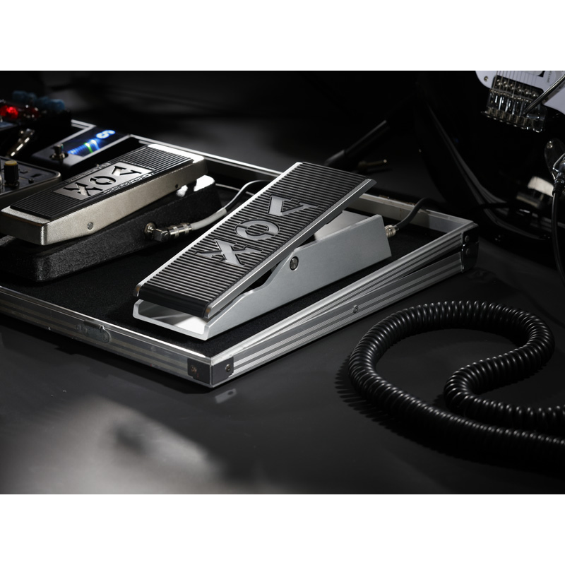 Vox V860 Volume Pedal with Aluminum Body and Hand-Wired Components — view 4